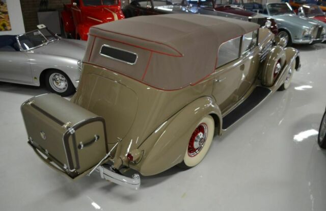 Packard Twelve Model 1408 Convertible Sedan 1936 image number 42