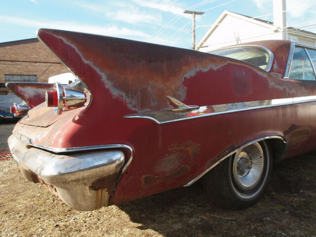 Chrysler Imperial 1961 image number 9