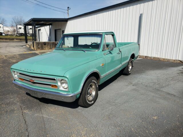 Chevrolet C-10 1967 image number 0