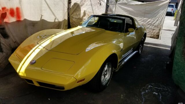 Chevrolet Corvette 1974 image number 23