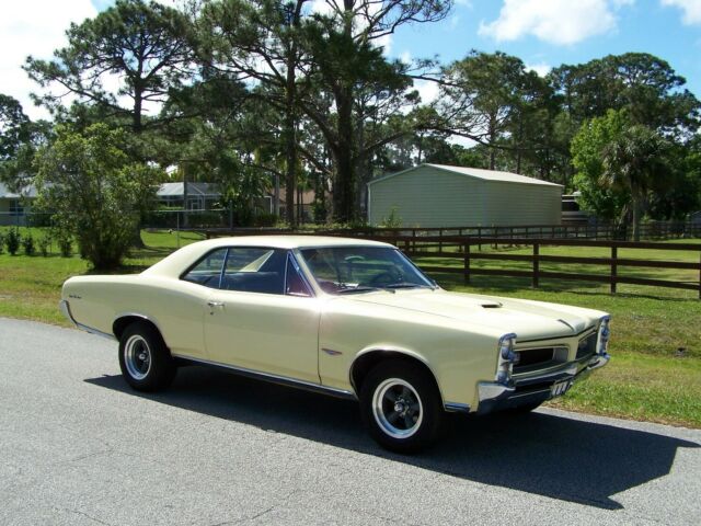 Pontiac GTO 1966 image number 2