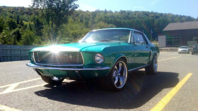 Ford Mustang 19680000 image number 0