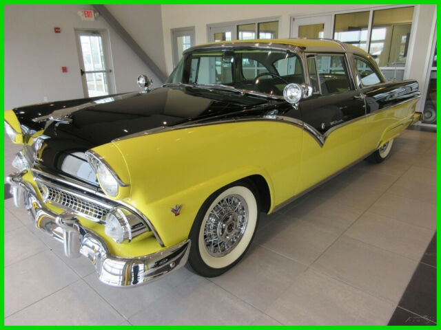 Ford Crown Victoria 1955 image number 12