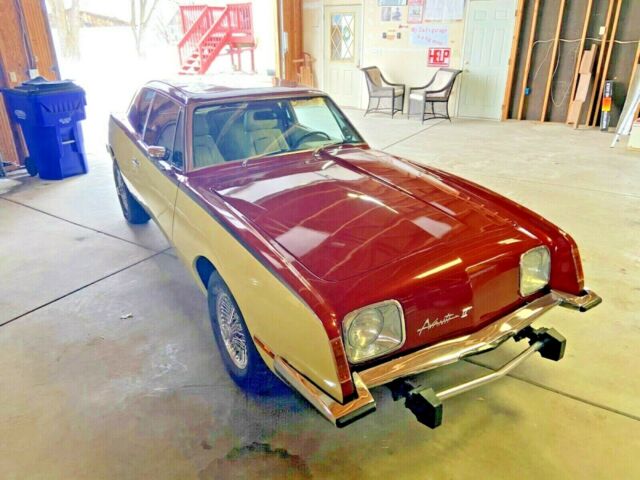 Studebaker Avanti 1979 image number 0