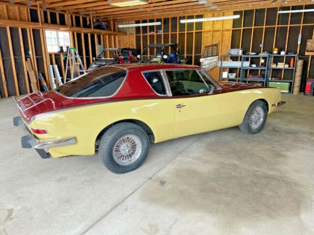 Studebaker Avanti 1979 image number 14