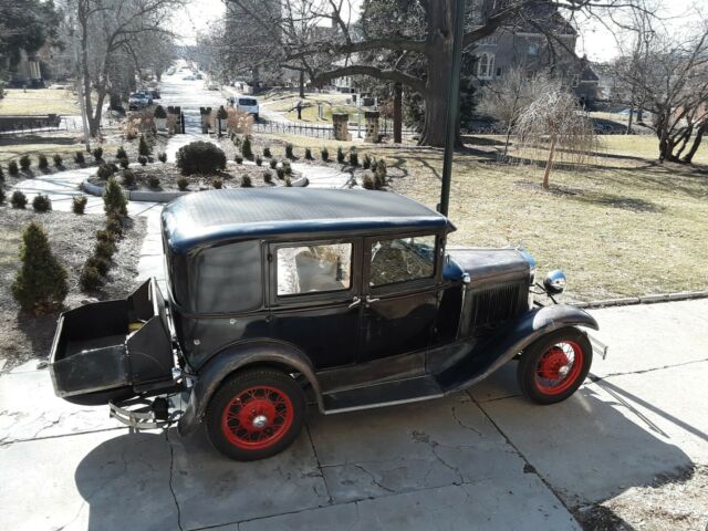 Ford Model A 1930 image number 10