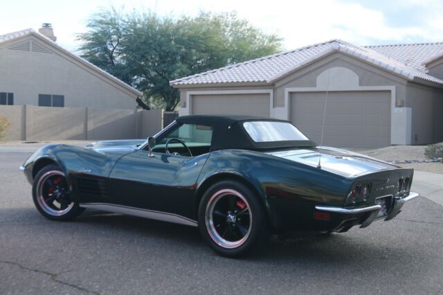 Chevrolet Corvette 1971 image number 1