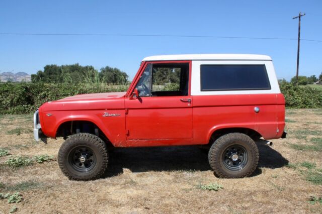 Ford Bronco 1966 image number 1