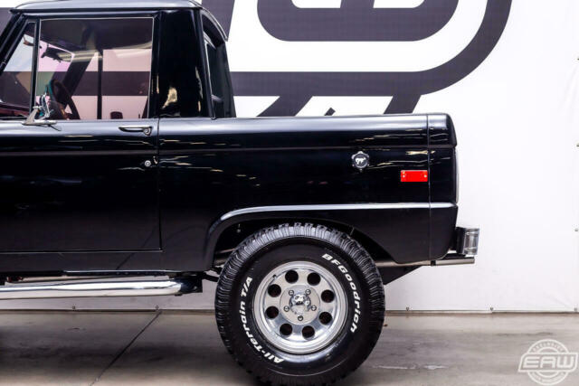 Ford Bronco 1976 image number 18