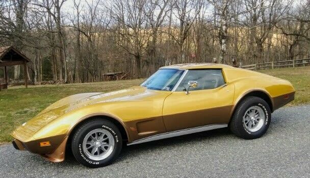 Chevrolet Corvette 1972 image number 2