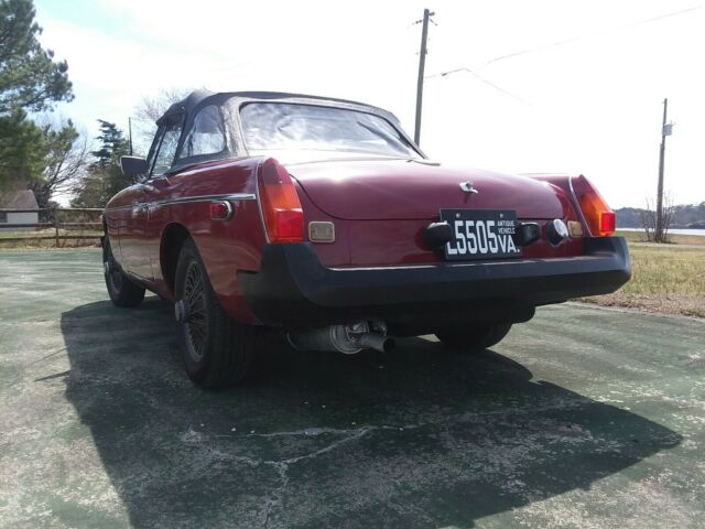 MG MGB 1978 image number 10