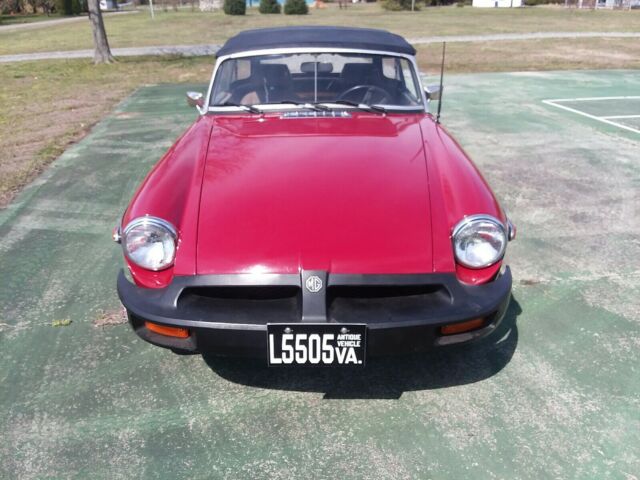 MG MGB 1978 image number 24