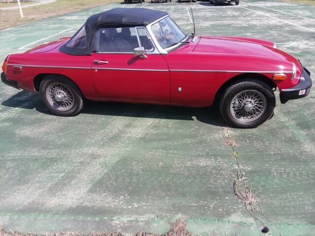 MG MGB 1978 image number 26