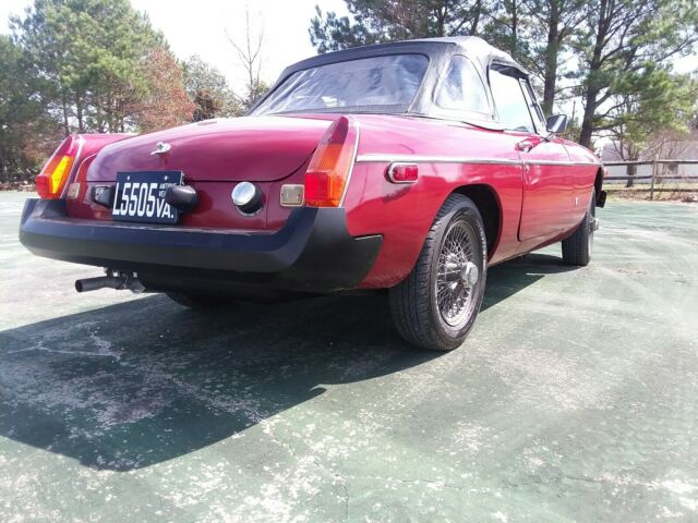 MG MGB 1978 image number 27