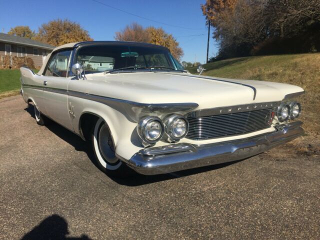 Chrysler Imperial 1961 image number 10