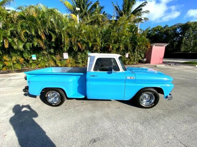 Chevrolet C-10 1965 image number 12