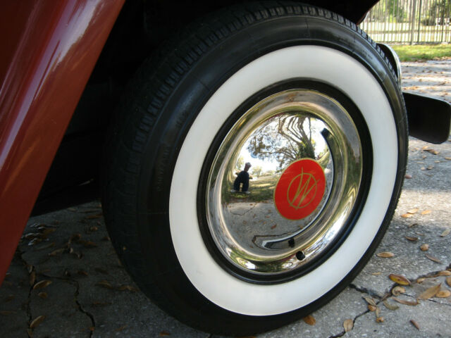 Willys Station Wagon 1950 image number 15