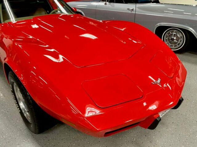 Chevrolet Corvette 1977 image number 15