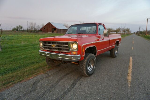 Chevrolet C/K Pickup 1500 1977 image number 12