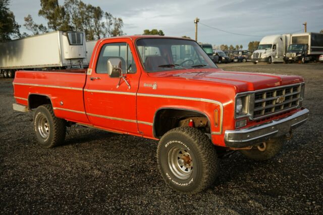 Chevrolet C/K Pickup 1500 1977 image number 27