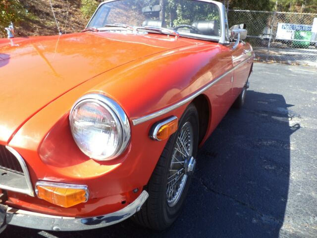 MG MGB 1971 image number 1