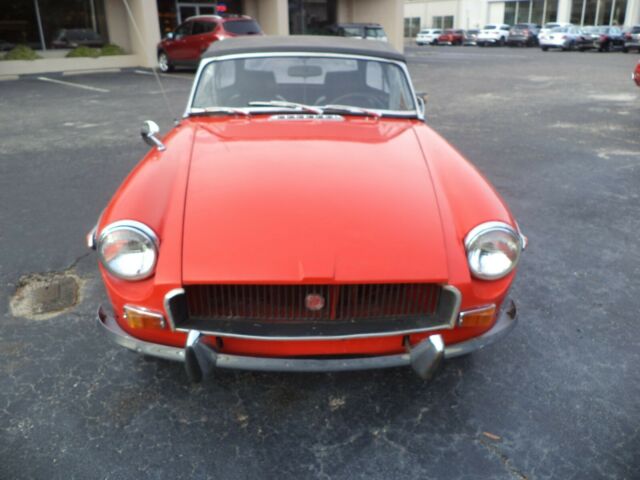 MG MGB 1971 image number 22