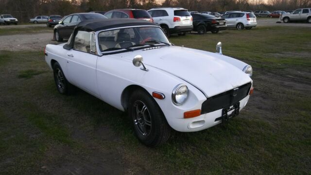 MG MGB 1978 image number 11