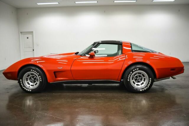 Chevrolet Corvette 1979 image number 26