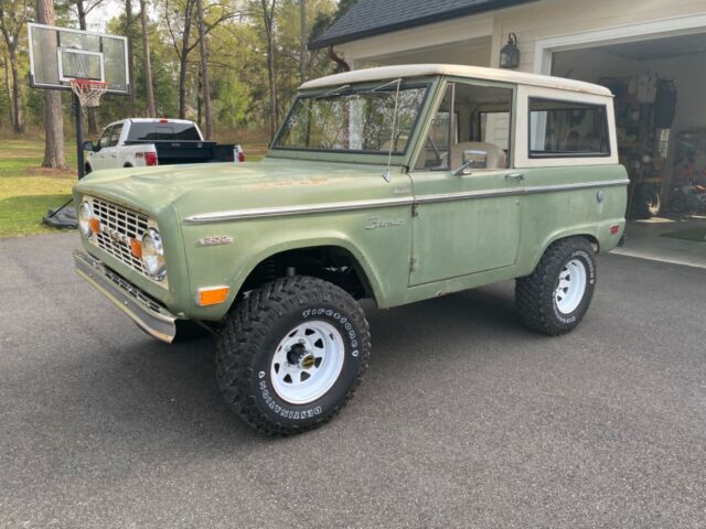 Ford Bronco 1969 image number 1