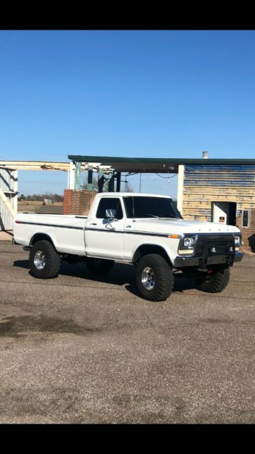 Ford F-250 1978 image number 1