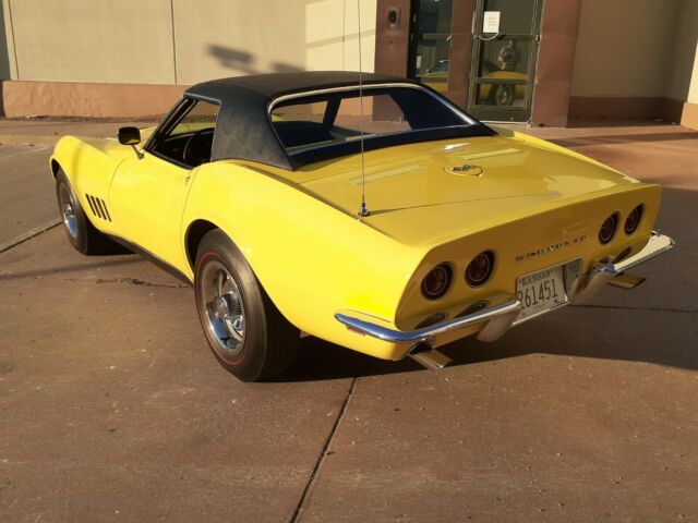 Chevrolet Corvette 1968 image number 30