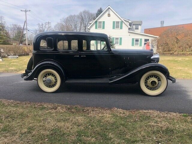 Chevrolet Master 1933 image number 2