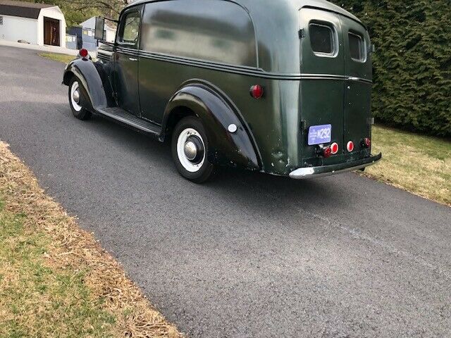 Ford Panel Delivery Truck 1939 image number 30