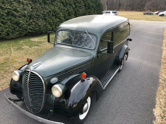 Ford Panel Delivery Truck 1939 image number 33