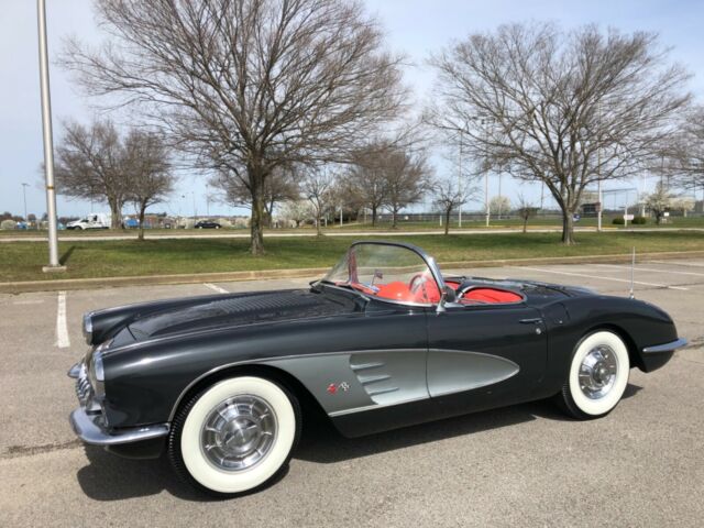 Chevrolet Corvette 1958 image number 1