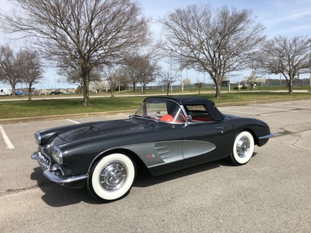 Chevrolet Corvette 1958 image number 35