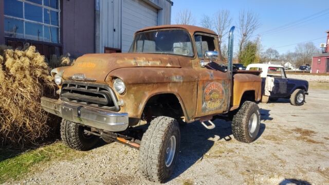 Chevrolet Pickup 1957 image number 23