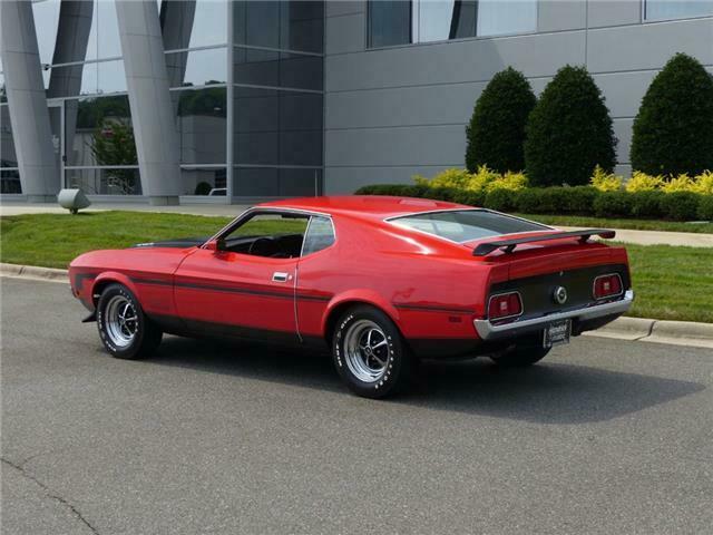 Ford Mustang Boss 351 1971 image number 17