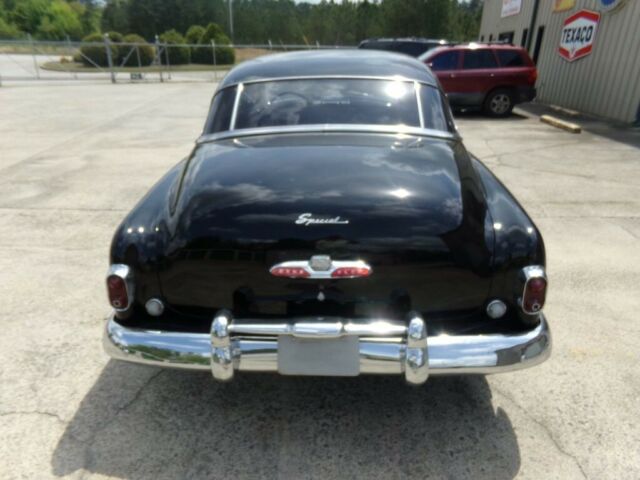 Buick Eight Special 1951 image number 14