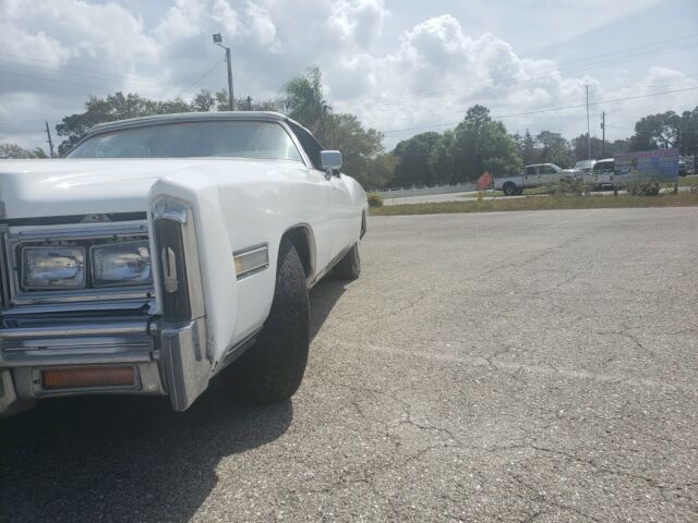 Cadillac Eldorado 1975 image number 26