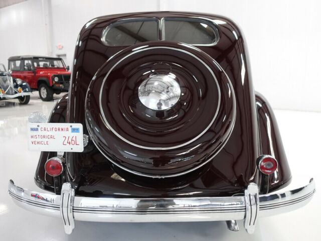 Chrysler Imperial 1935 image number 3