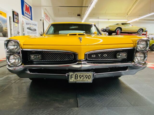 Pontiac GTO 1967 image number 10