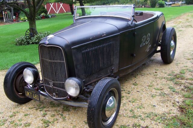 Ford Model B 1932 image number 6