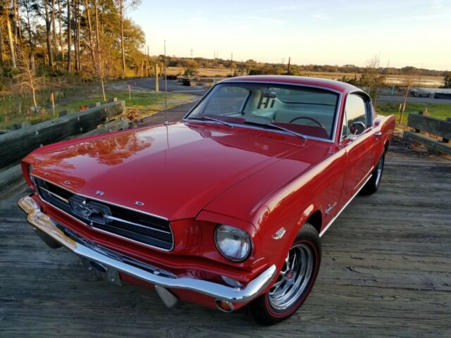 Ford Mustang 1965 image number 2