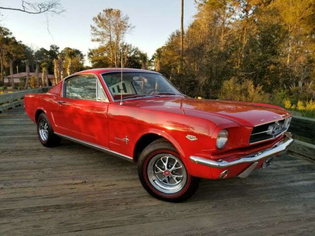 Ford Mustang 1965 image number 28