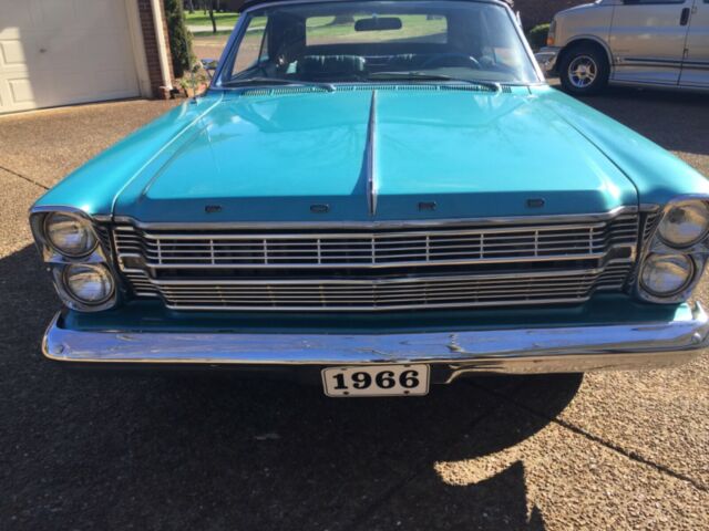 Ford Galaxie 1966 image number 14