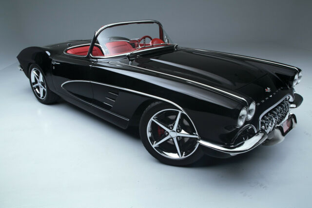 Chevrolet Corvette 1961 image number 6