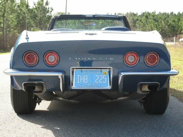 Chevrolet Corvette 1971 image number 29