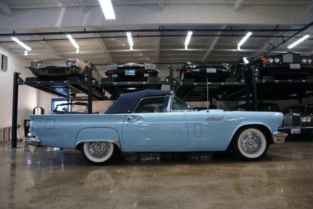 Ford Thunderbird 312 V8 Convertible 1957 image number 7