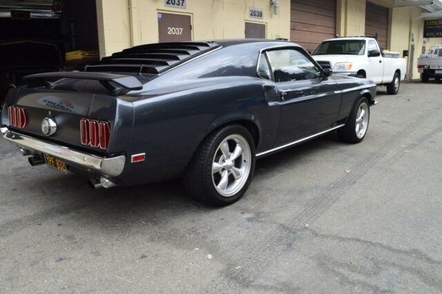 Ford Mustang 1969 image number 23